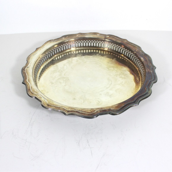 Large Round 12” Silver Plated Gallery Tray with a Wide Lip, Embossed Detail - Picture 4 of 9